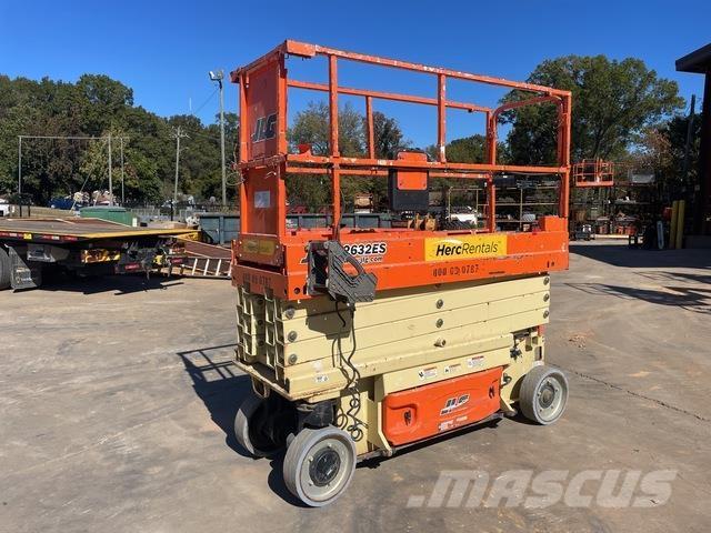 JLG 2632ES 剪式升降機