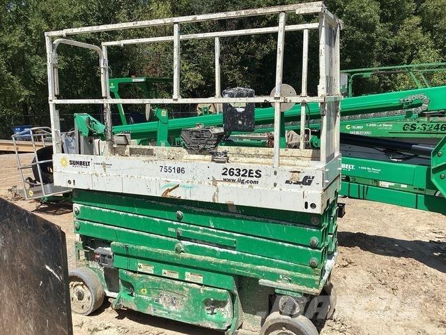 JLG 2632ES 剪式升降機