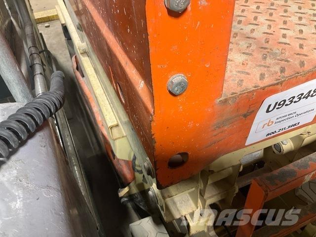 JLG 2632ES 剪式升降機