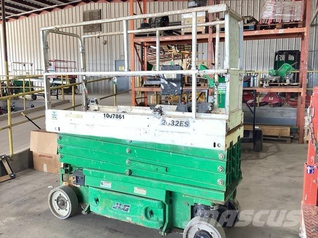 JLG 2632ES 剪式升降機