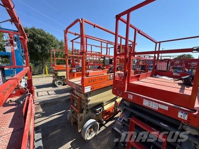 JLG 2632ES 剪式升降機