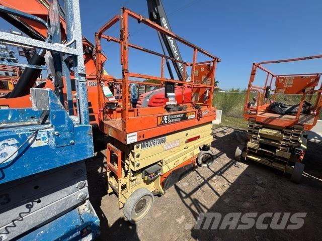 JLG 2632ES 剪式升降機