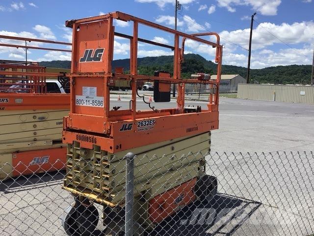 JLG 2632ES 剪式升降機
