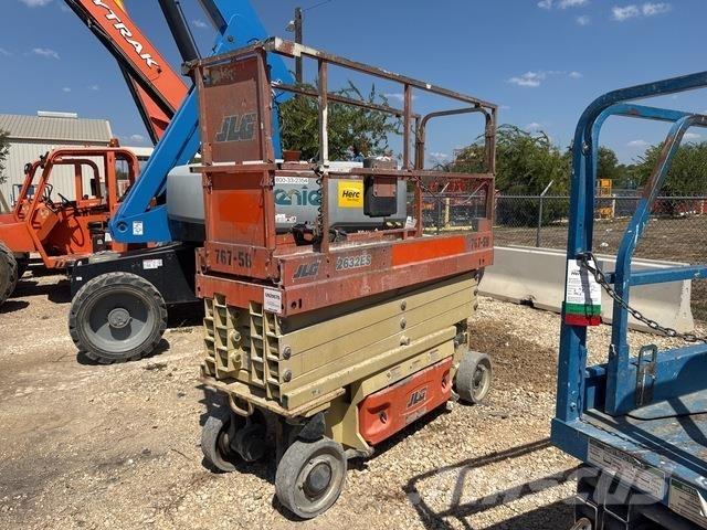 JLG 2632ES 剪式升降機