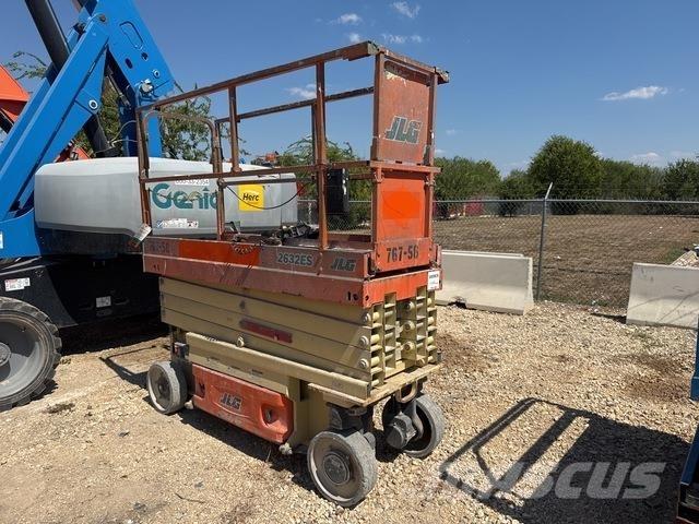 JLG 2632ES 剪式升降機