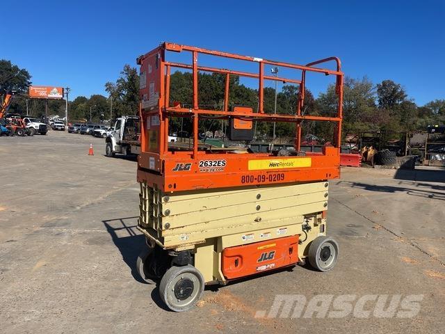 JLG 2632ES 剪式升降機