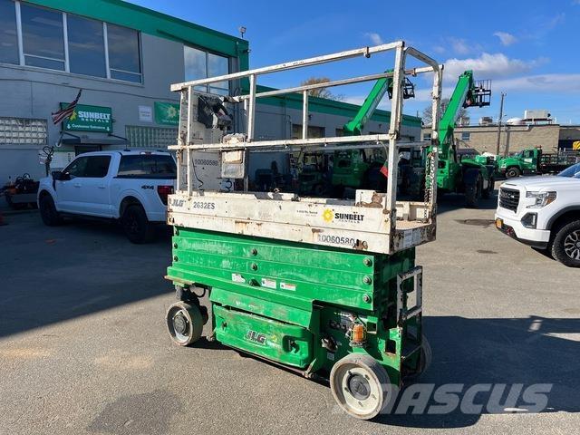 JLG 2632ES 剪式升降機