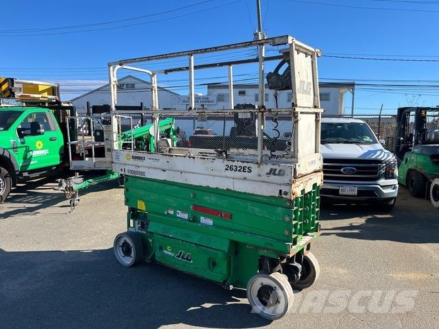 JLG 2632ES 剪式升降機