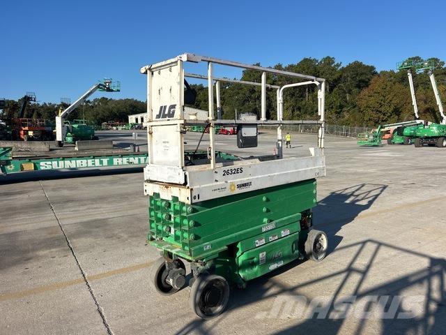 JLG 2632ES 剪式升降機