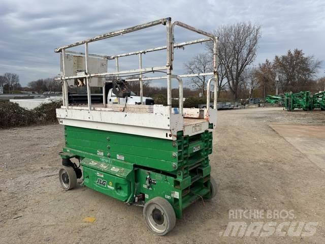 JLG 2646ES 剪式升降機