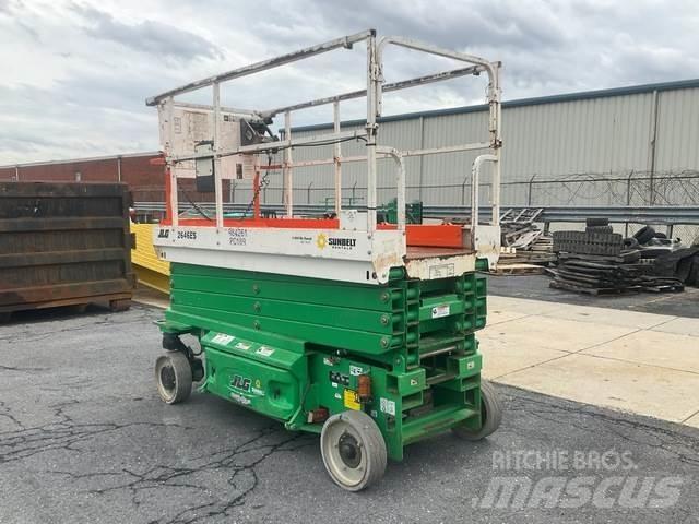 JLG 2646ES 剪式升降機