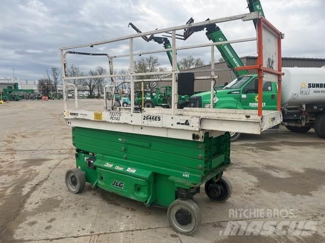 JLG 2646ES 剪式升降機