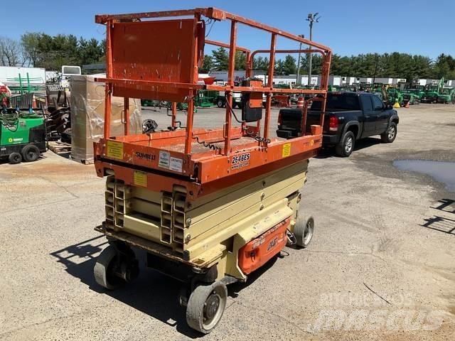 JLG 2646ES 剪式升降機