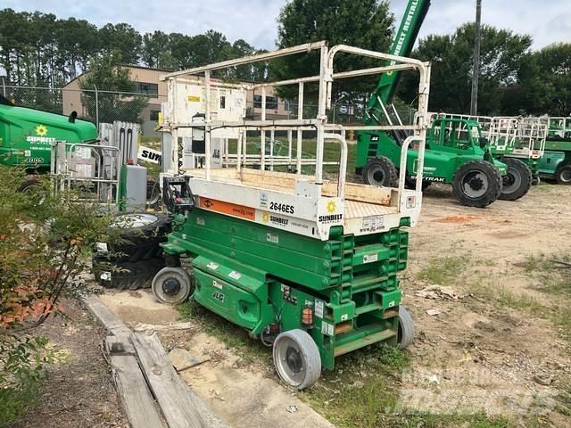 JLG 2646ES 剪式升降機