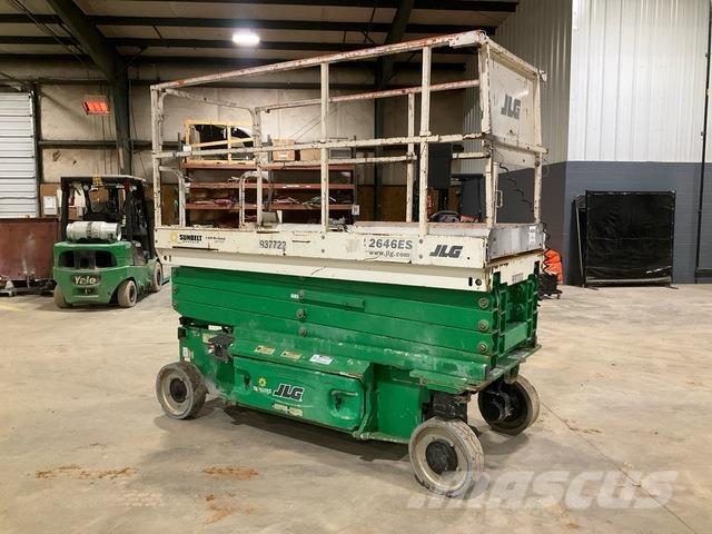 JLG 2646ES 剪式升降機