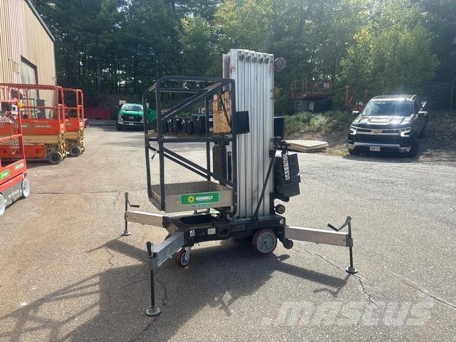 JLG 30AM 垂直升降工作台