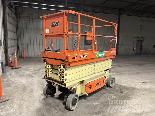 JLG 3246ES 剪式升降機