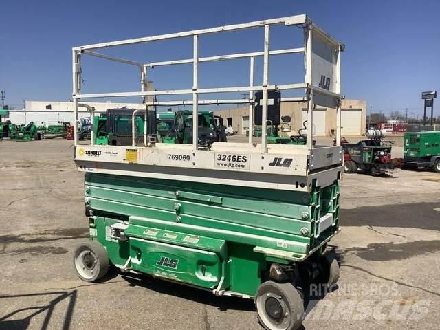 JLG 3246ES 剪式升降機