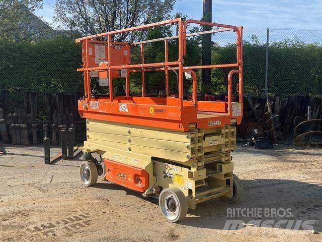 JLG 3246ES 剪式升降機