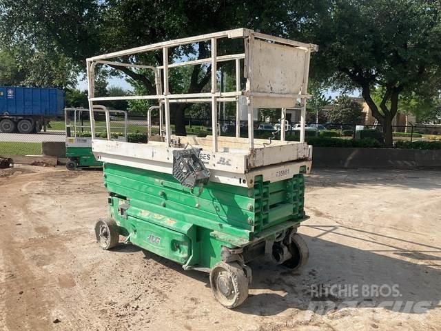 JLG 3246ES 剪式升降機