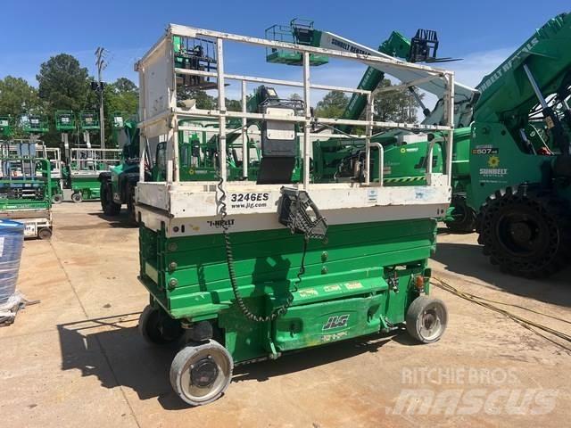 JLG 3246ES 剪式升降機