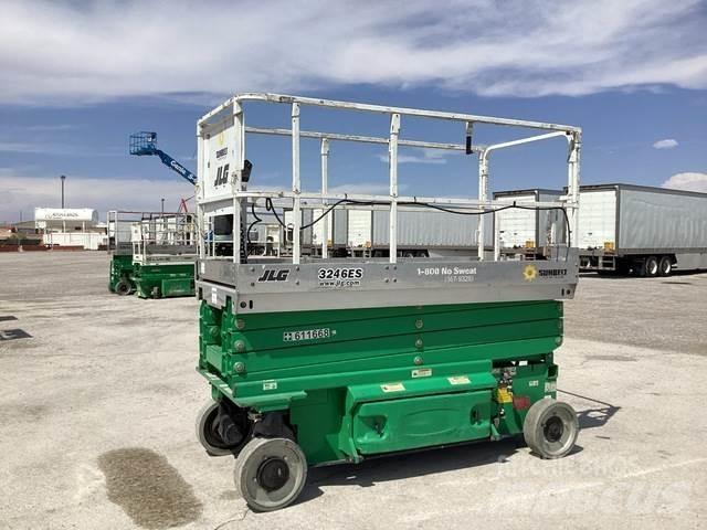 JLG 3246ES 剪式升降機