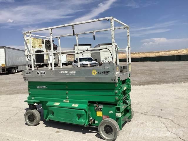 JLG 3246ES 剪式升降機