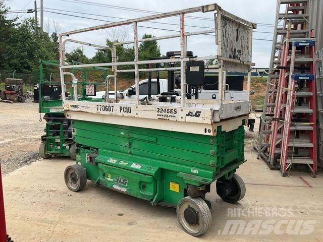 JLG 3246ES 剪式升降機