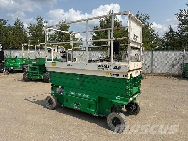 JLG 3246ES 剪式升降機