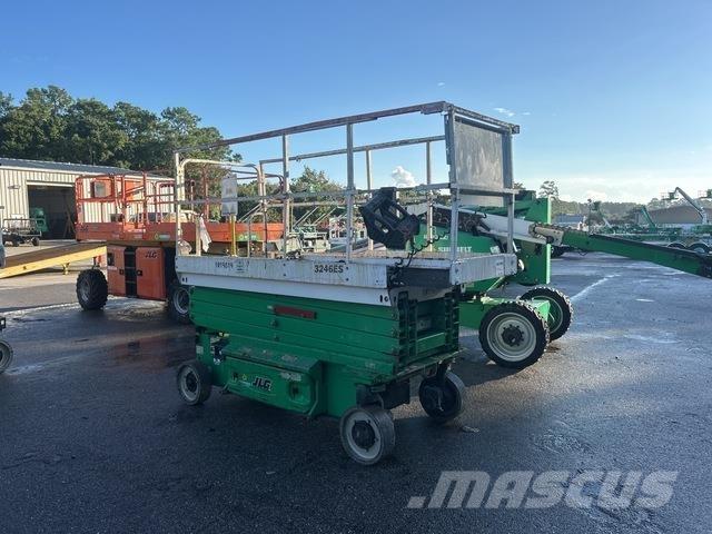 JLG 3246ES 剪式升降機