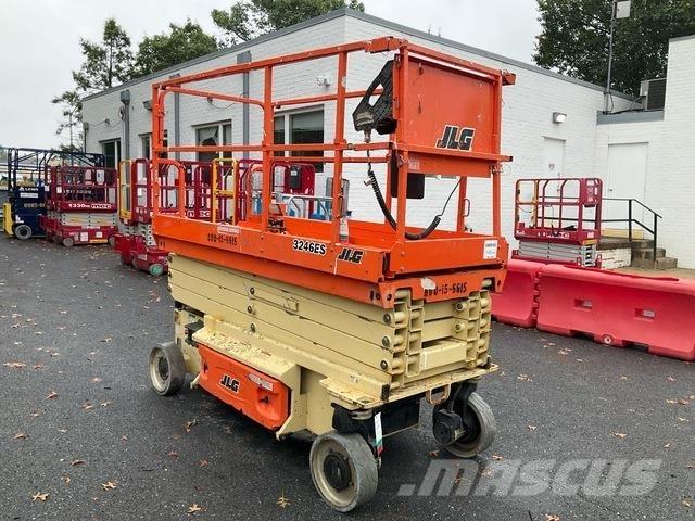 JLG 3246ES 剪式升降機