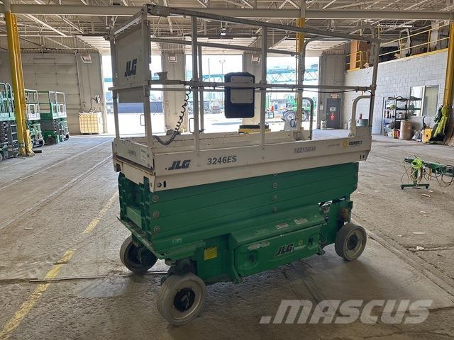 JLG 3246ES 剪式升降機