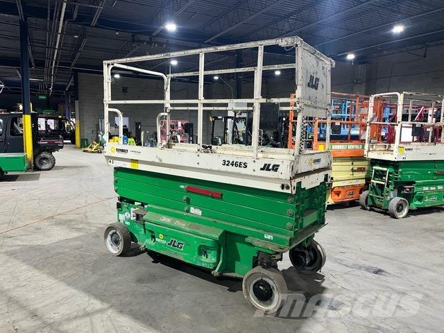 JLG 3246ES 剪式升降機