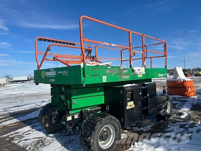 JLG 330LRT 剪式升降機