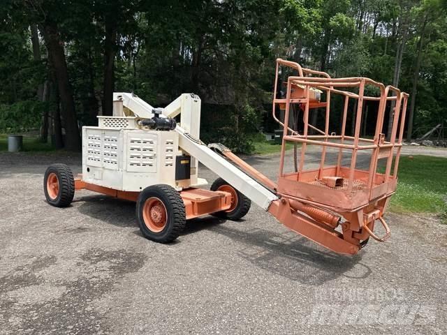 JLG 34HA 曲臂高空作業車