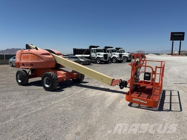 JLG 400S 伸縮臂高空作業車