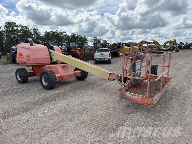 JLG 400S 伸縮臂高空作業車