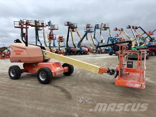 JLG 400S 伸縮臂高空作業車