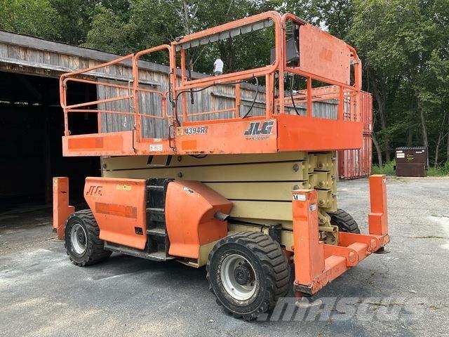 JLG 4394 RT 剪式升降機