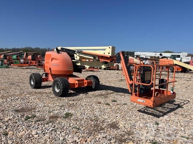JLG 450AJ 曲臂高空作業車