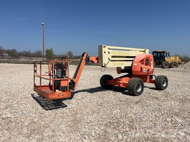 JLG 450AJ 曲臂高空作業車
