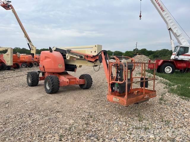 JLG 450AJ 曲臂高空作業車