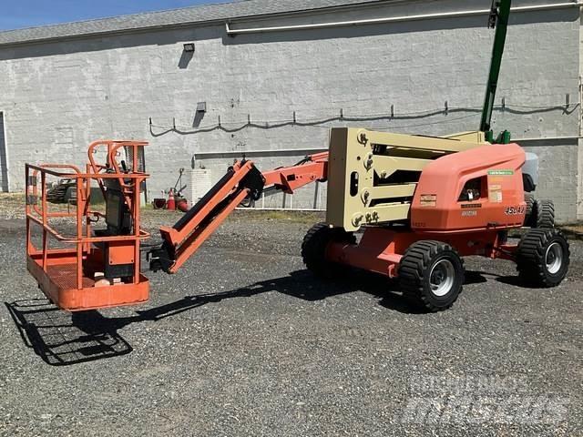JLG 450AJ 曲臂高空作業車