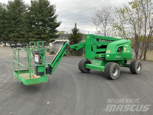 JLG 450AJ 曲臂高空作業車