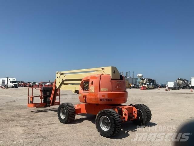 JLG 450AJ 曲臂高空作業車