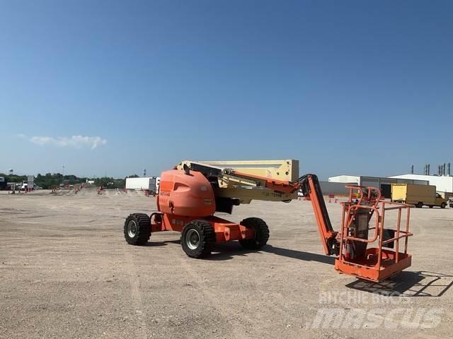 JLG 450AJ 曲臂高空作業車