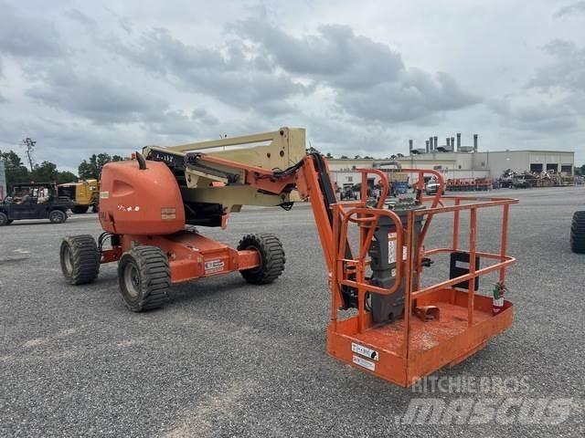 JLG 450AJ 曲臂高空作業車