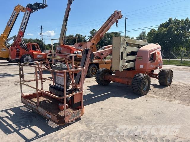 JLG 450AJ 曲臂高空作業車
