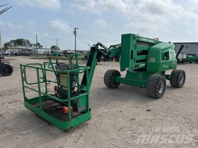 JLG 450AJSII 曲臂高空作業車