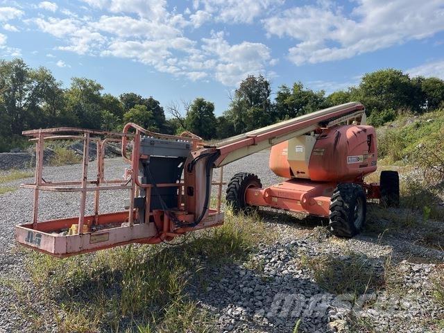 JLG 600A 曲臂高空作業車